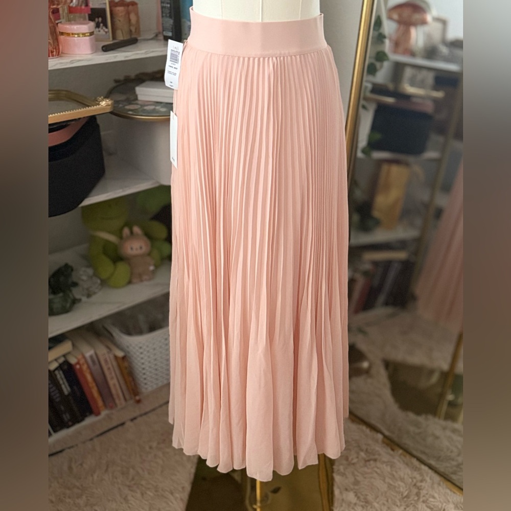 Aritzia Wilfred Twirl Midi Skirt - Coral Blush